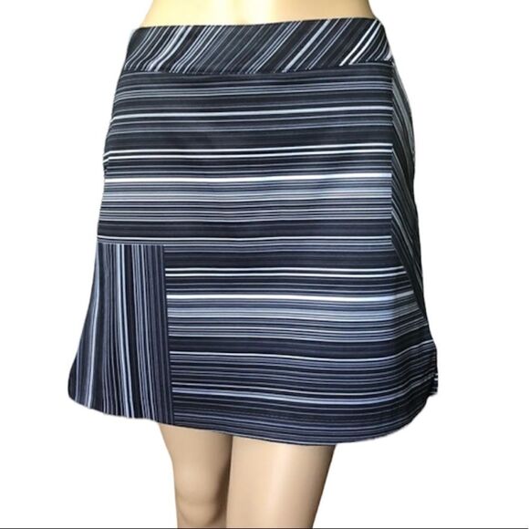Lady Hagen Skirt Skort Empower Striped Pattern Golf Tennis Sz 2 NWOT - Picture 1 of 11